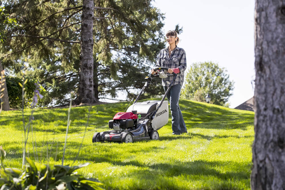 2026 Lawn Mower Self Propelled Walk Behind 21" Select Drive 4-in-1 Versamow HRX217VYA Last Day For Clearance