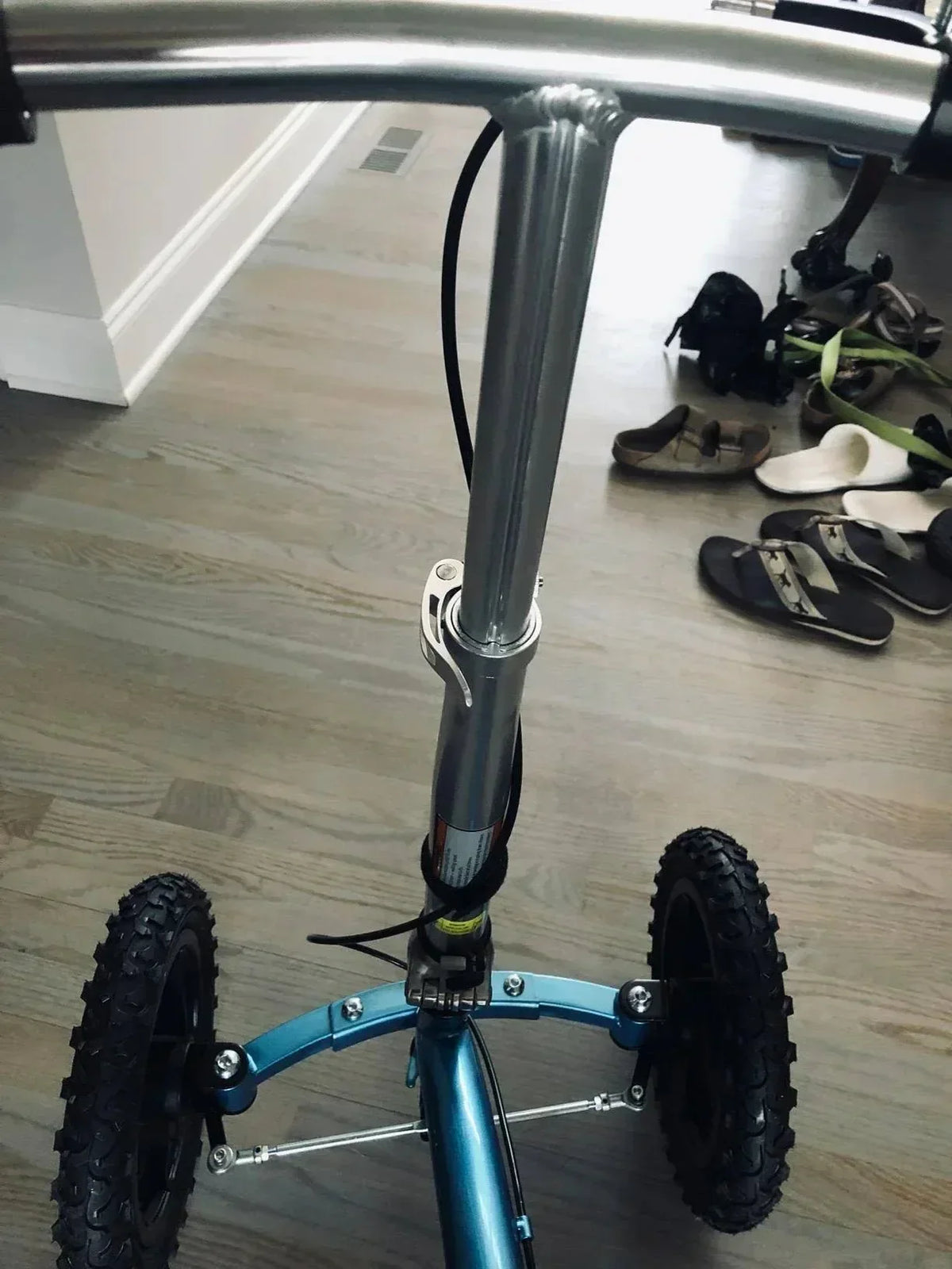 2026 New Quad All Terrain Knee Walker in Metallic Blue