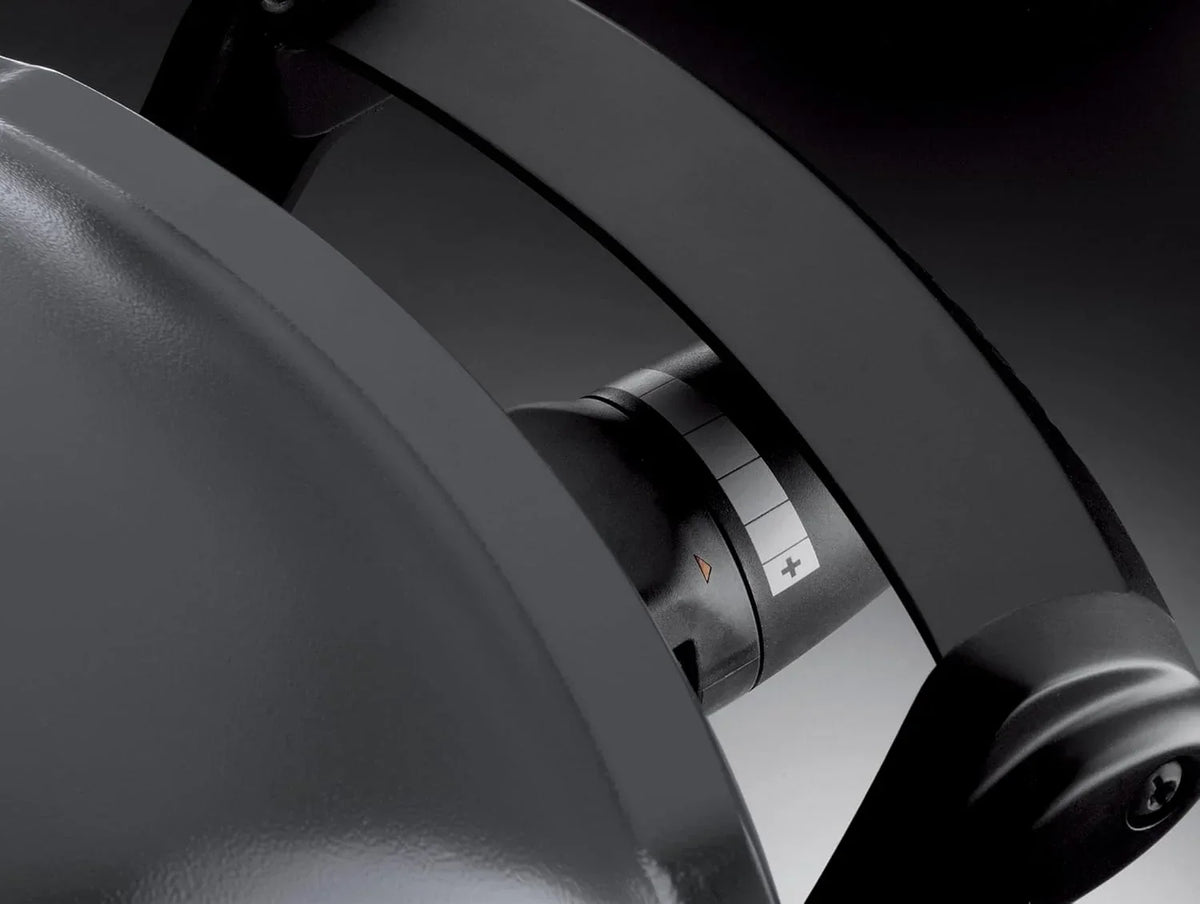 2026 Q1400 Dark Gray 2200 Watt