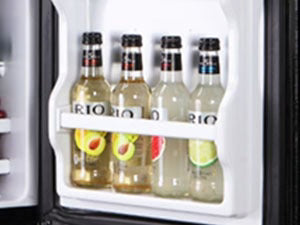 2026 NewApartment-sized refrigerator, 3.5 cubic feet (approx. 99 liters) usable capacity, small refrigerator with freezer compartment, suitable for houses and apartments, freestanding