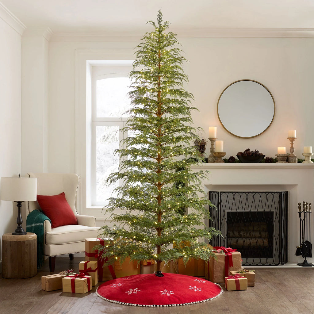 2026 7.5 ft Pre-Lit Cypress Artificial Christmas Tree with 500 Twinkle LED Lights and Stand