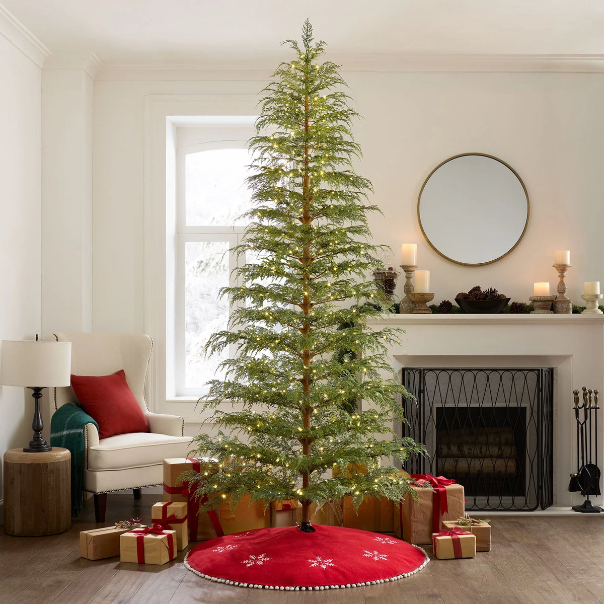 2026 7.5 ft Pre-Lit Cypress Artificial Christmas Tree with 500 Twinkle LED Lights and Stand