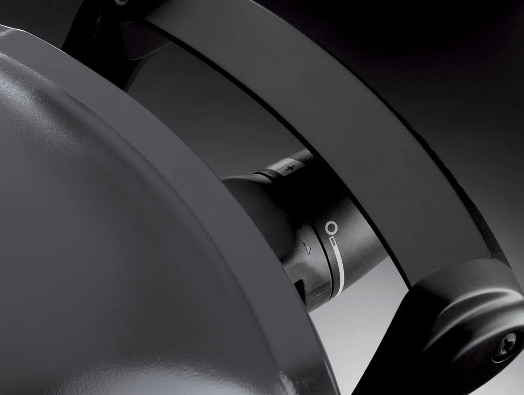 2026 Q1400 Dark Gray 2200 Watt