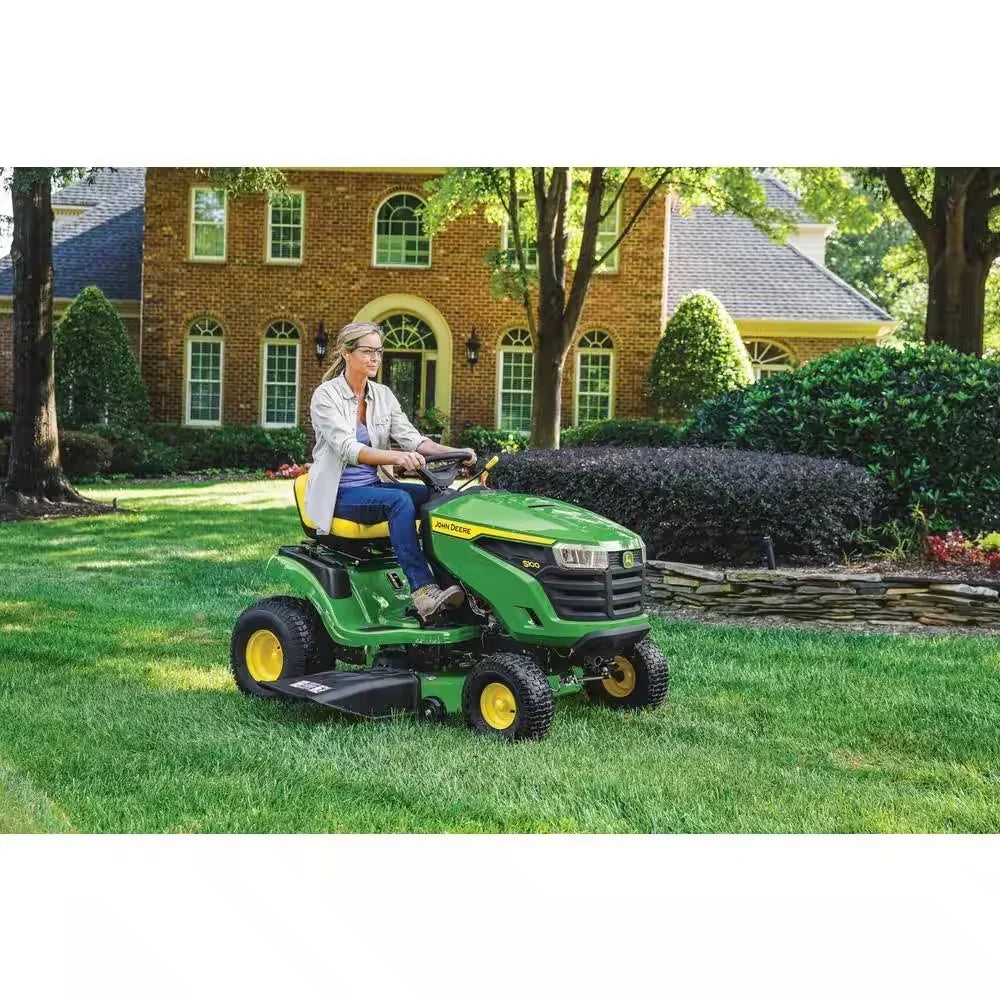 2026 S100 ride-on lawnmower, 107 cm (42 inch) cutting width C 17.5 petrol hydrostatic drive