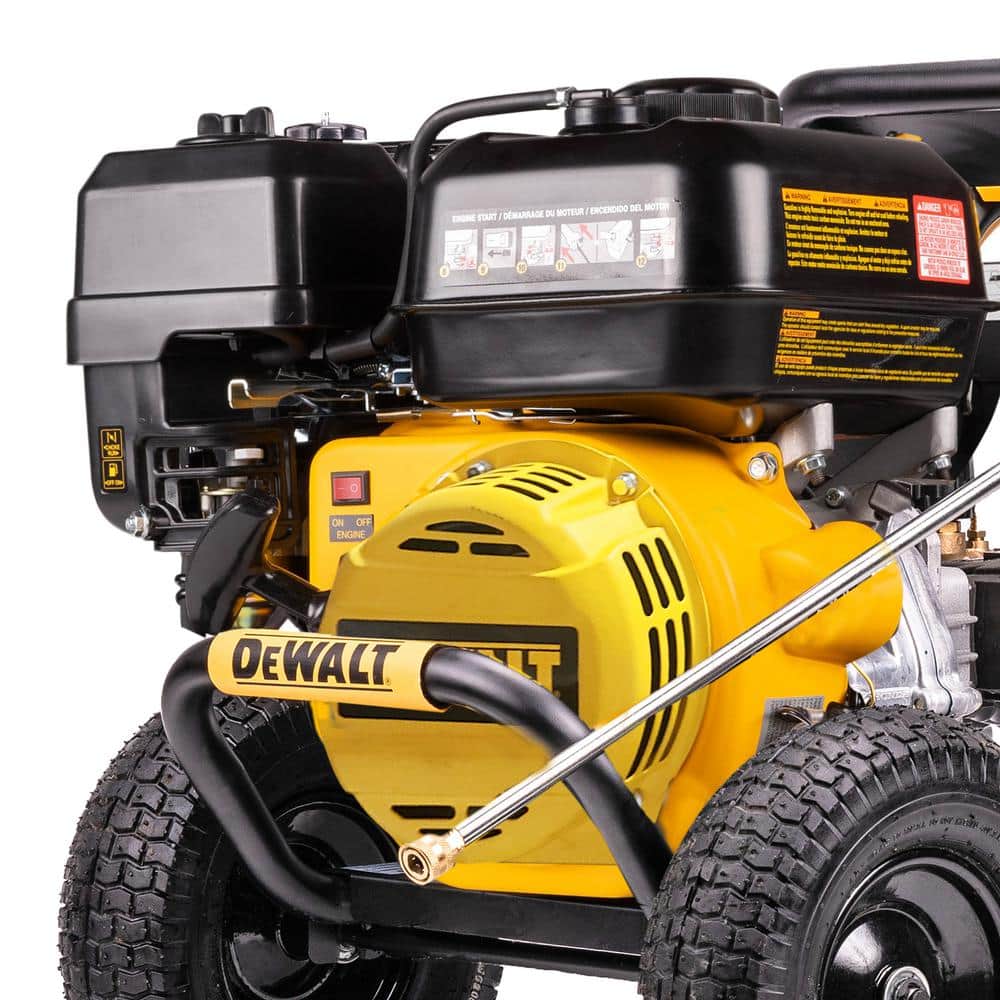 2026 4400 PSI 4.0 GPM Gas Cold Water Pressure Washer with 420cc Engine DXPW61156