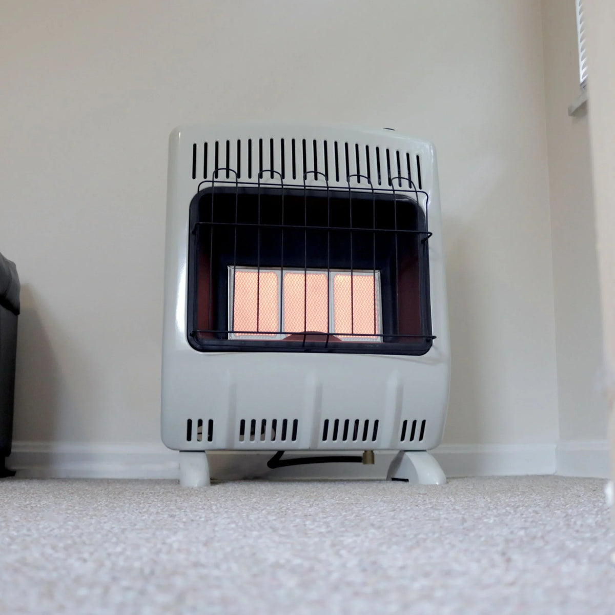 2026 20000 BTU Vent Free Radiant Natural Gas Heater F299821